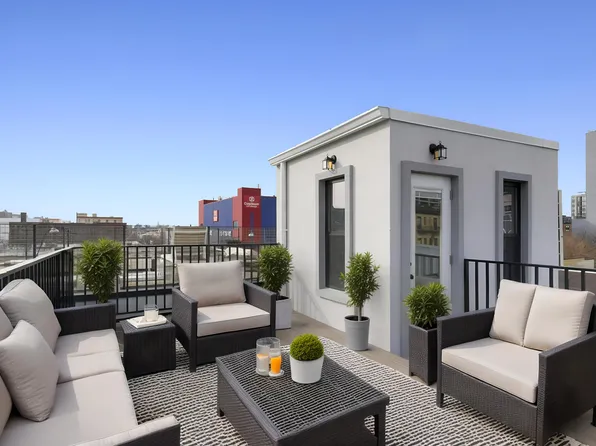 297 3rd Avenue image 1 of 8