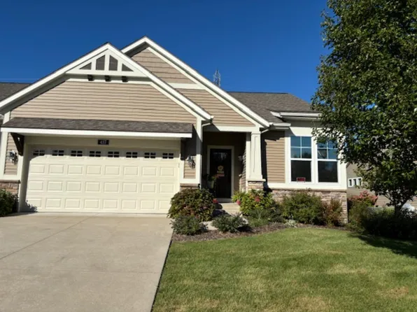 457 W Abbey Mill Dr SE, Ada, MI 49301