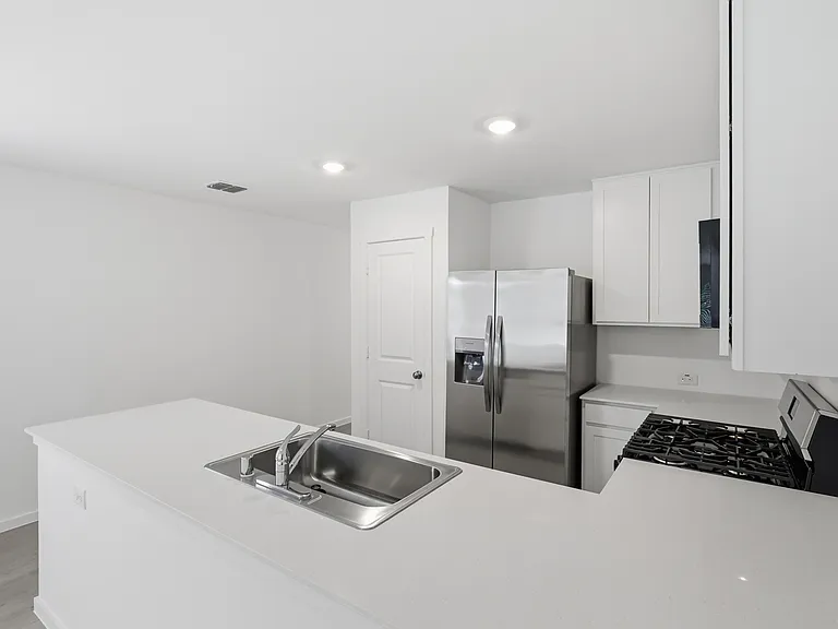 3040 Campeiro Ave — Photo 10