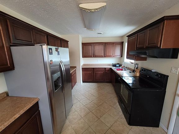 3rd image of 1636 Old Buckroe Rd
