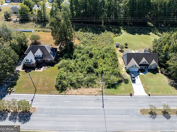 2nd image of 4007 Garden Lakes Pkwy NW