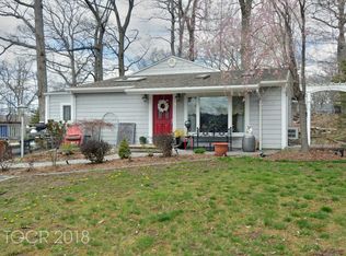 3 Sheffield St, Oakland, NJ 07436