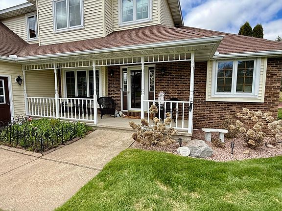 2nd image of 640 Laurisa Ln