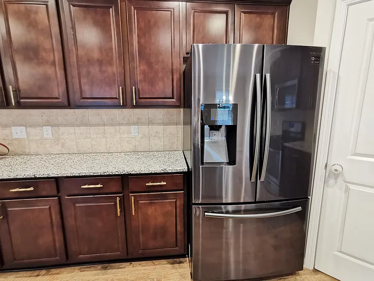 7107 Thornrose Dr — Photo 4
