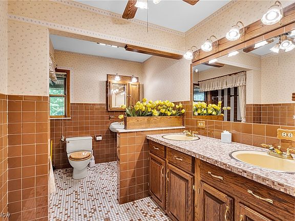 36th image of this home