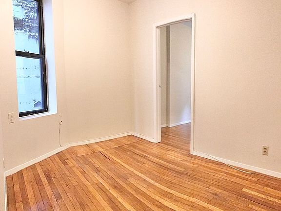 2nd image of 346 W 36th St APT 5