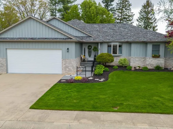 35 Gardens Dr, Wabash, IN 46992