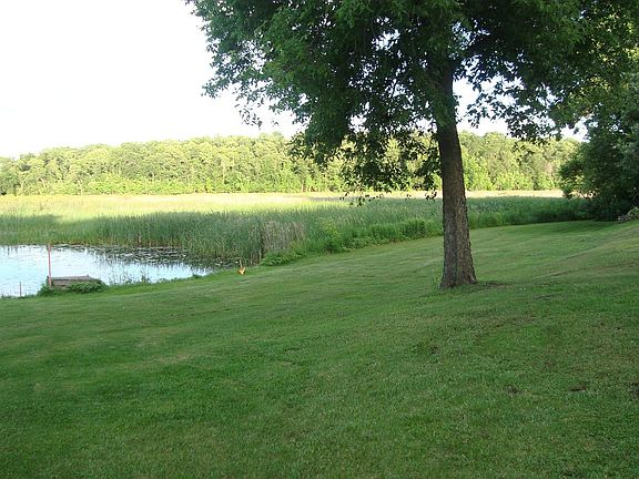 3rd image of Xxx Ivanhoe Court