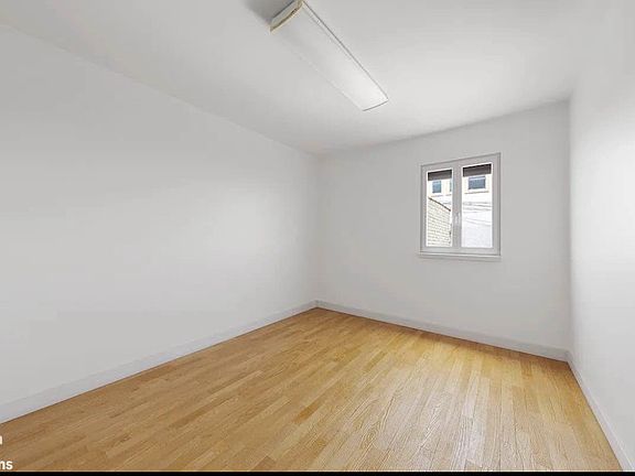 4th image of 2657 E 21st St #2