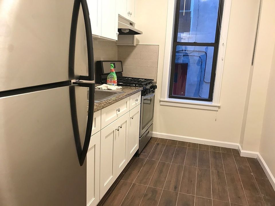 1st image of 2824 42nd St APT A4