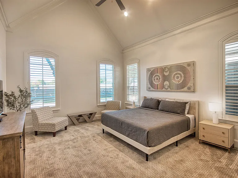 3708 Fairfax Ave — Photo 33