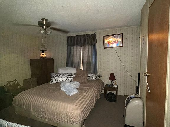 4th image of 4087 Oakwood Road