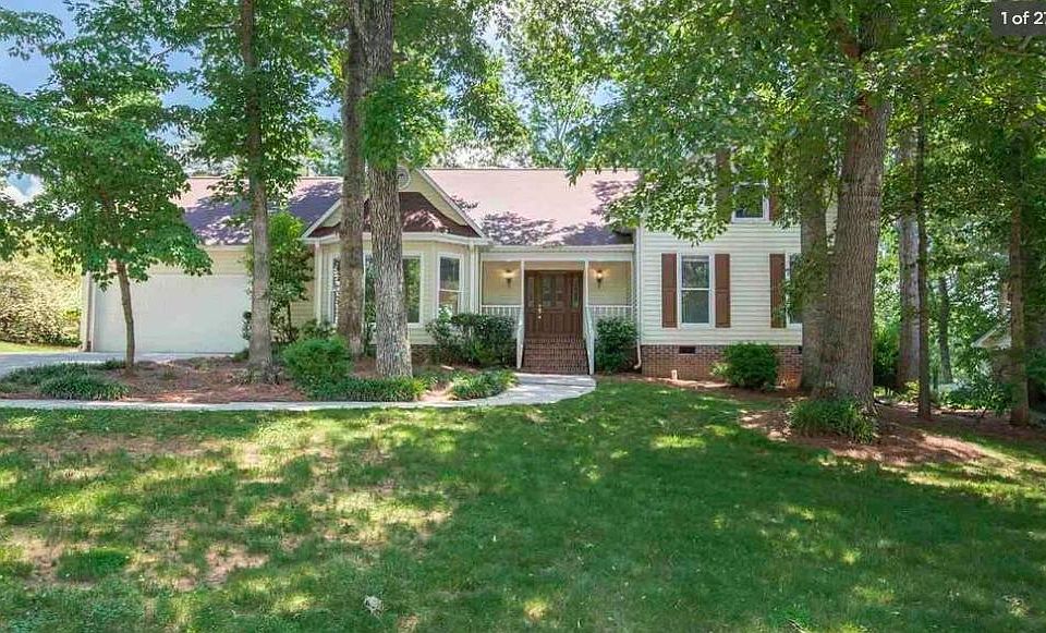 1st image of 21 Bernwood Dr
