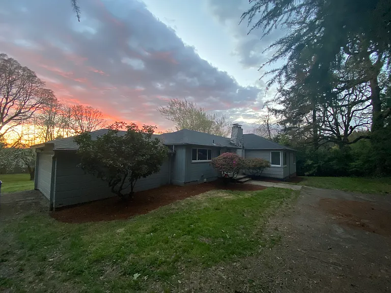 10915 SW 57th Ave — Photo 4