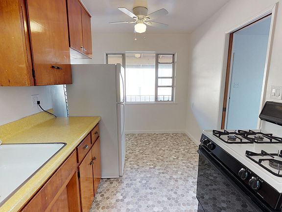 5th image of 1030 Isabella Ave APT E