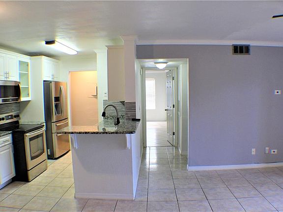 5th image of 2102 Cascades Blvd Unit 102