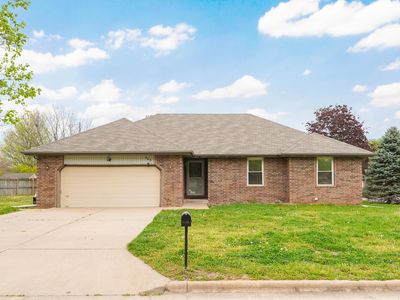 403 Chet Atkins Court, Nixa, MO, 65714