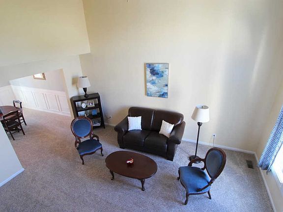 3rd image of 9020 Hialeah Dr