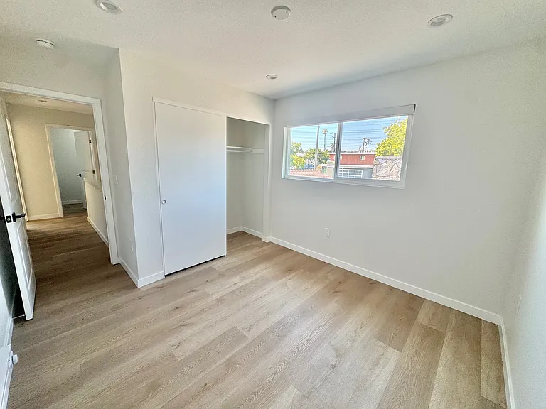 1302 Amethyst St #A — Photo 10