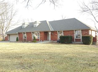 25301 NE Colbern Rd, Lees Summit, MO 64086