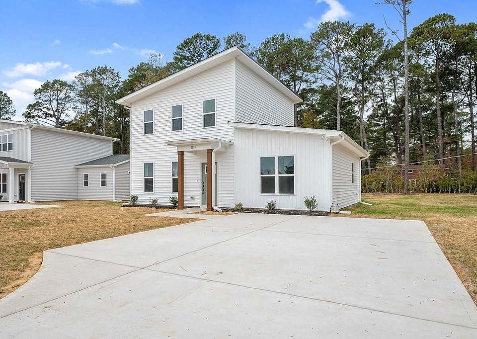 1218 S 2nd St, Smithfield, NC 27577 Zillow
