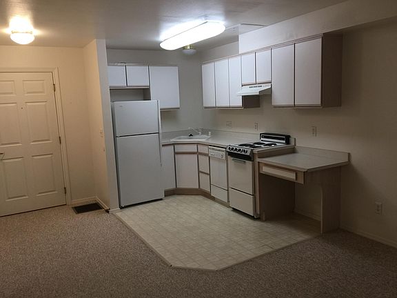 3rd image of 1400 SE Fancy Free Dr APT 102