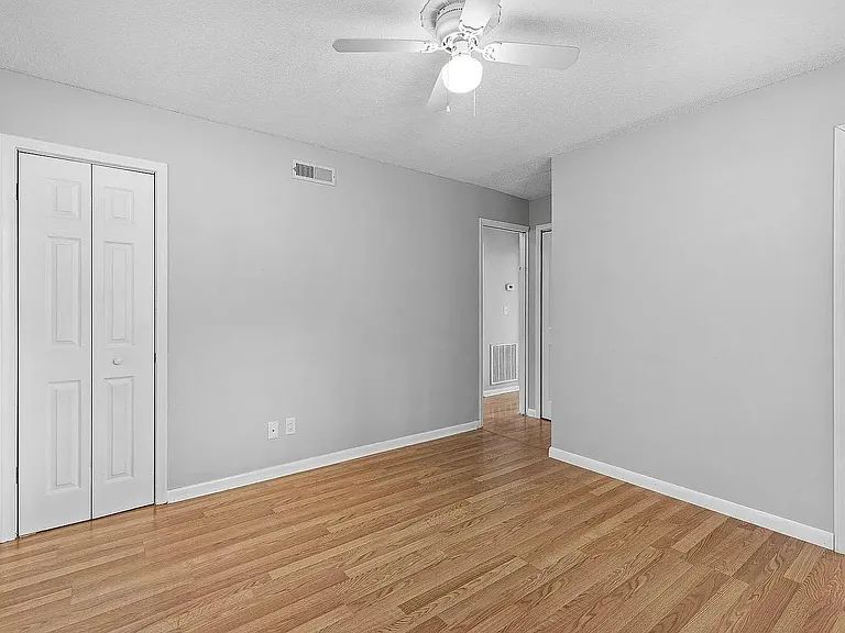 1323 Easy Ln — Photo 11