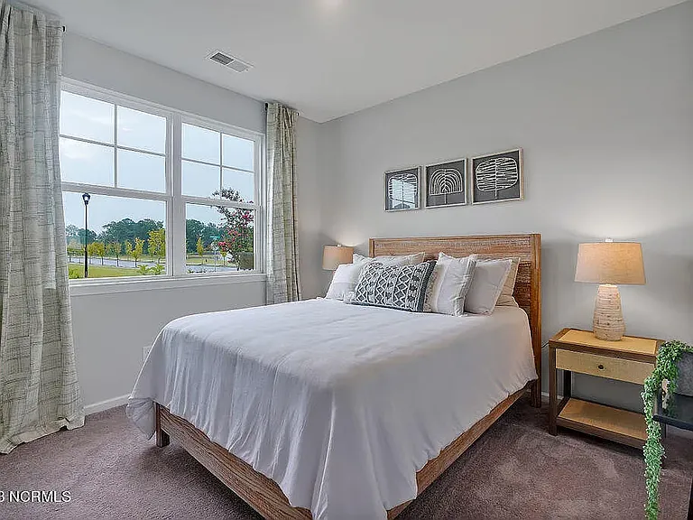 6944 Sasparilla Dr — Photo 17