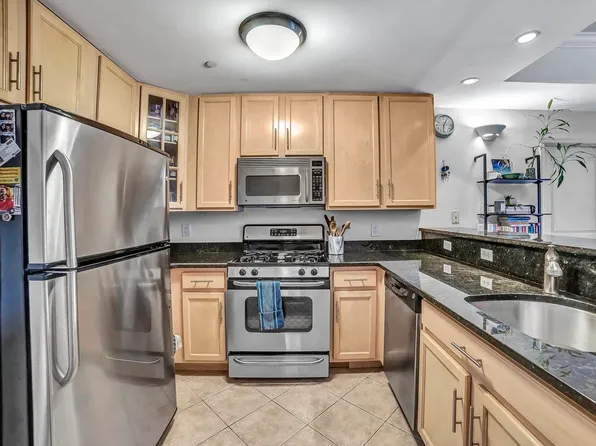 4315 Park Avenue image 1 of 35