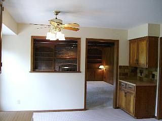 5th image of 10424 Cody St