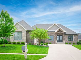 5655 Surry Ln, Greenwood, IN 46143