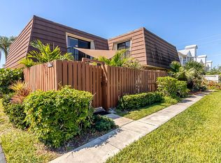3891 Carolina Dr, Lake Worth, FL 33461