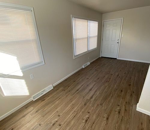 5th image of 3240 N Julia St APT 3