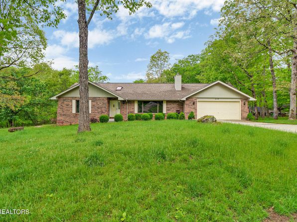 214 Snead Dr, Fairfield Glade, TN 38558