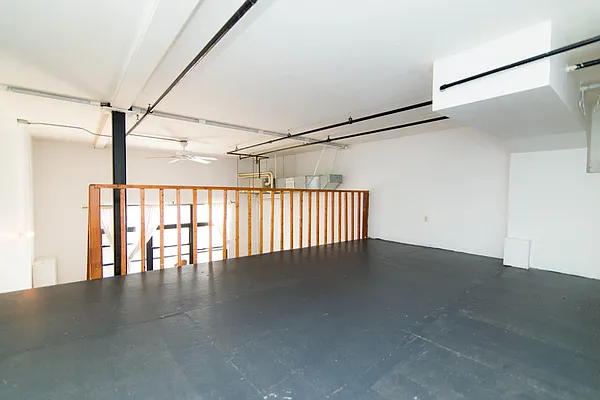 Rented by Nooklyn NYC LLC | media 25