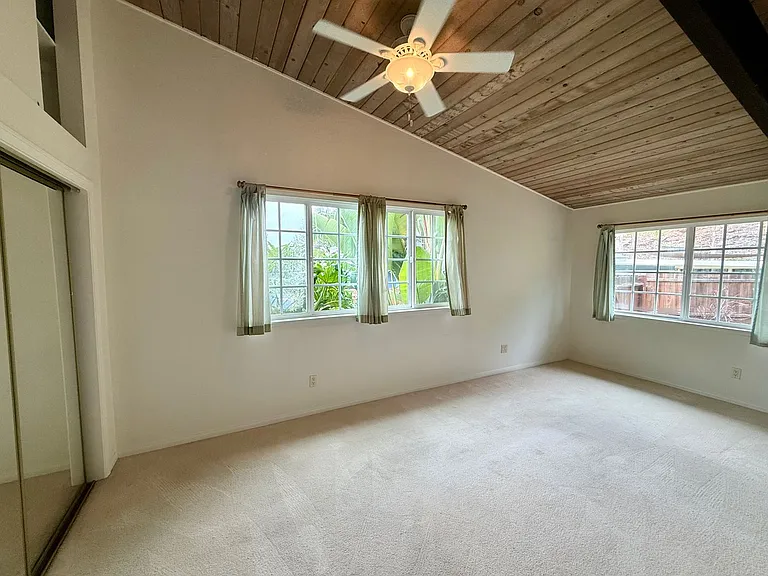1970 Gardena Pl — Photo 5