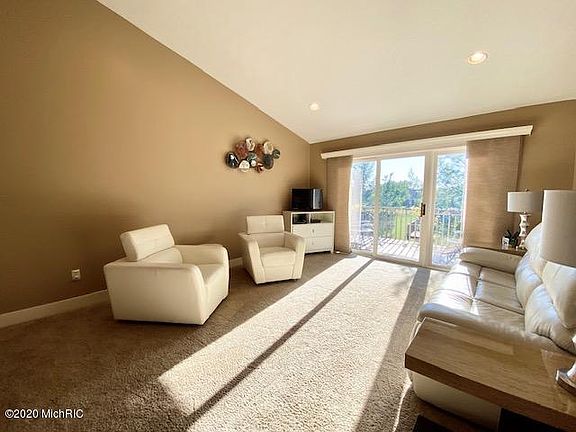 5th image of 8081 Mistyview Dr SW #140