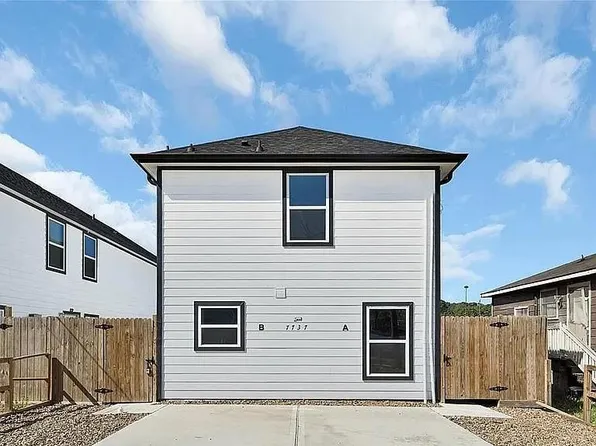 7737 Alba St, Houston, TX 77088