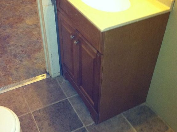 2nd image of 427 Wynona St