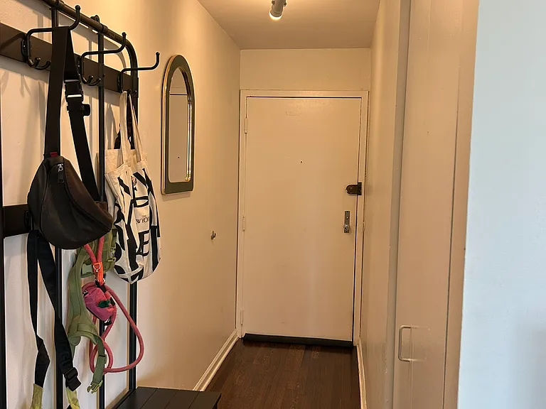 1st floor Entry