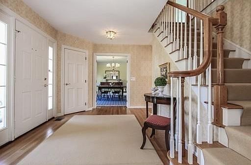 5th image of 10 Charles Davis Dr
