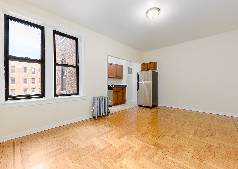 1st image of 4705 45th St APT D3