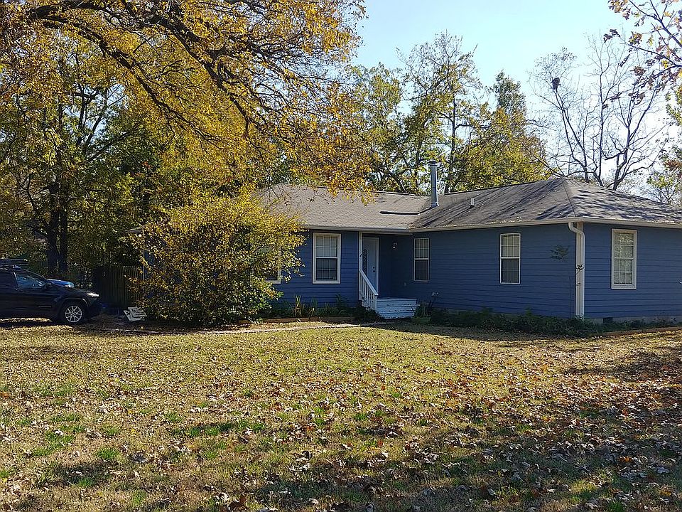 1st image of 602 S Wine St