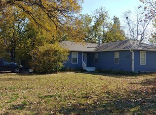 602 S Wine St, Gainesville, TX 76240