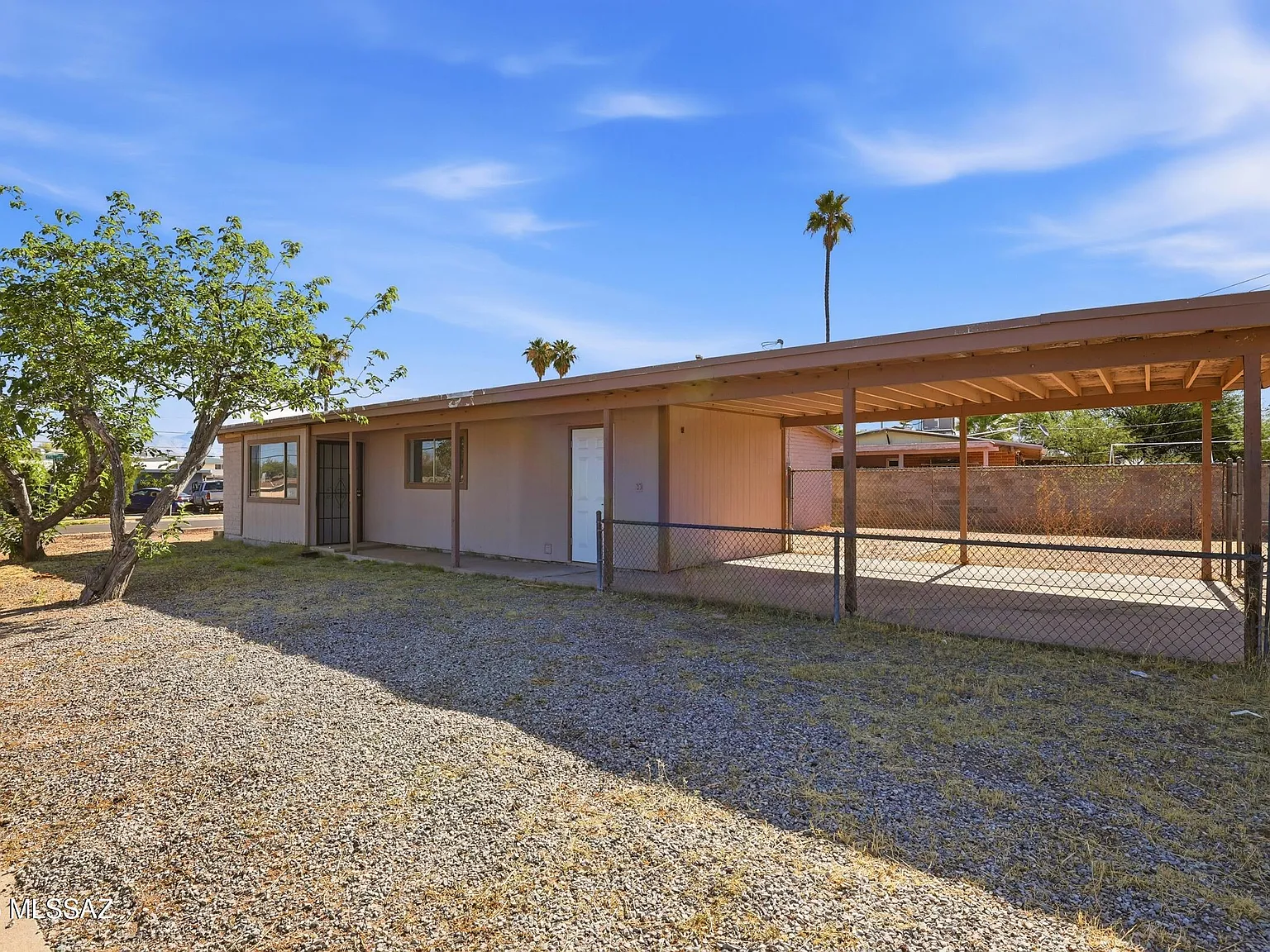 3 bed, 2.0 bath, 1448 sqft, $1,650 — Photo 2