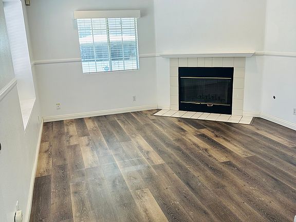 2nd image of 4238 La Rica Ave #B