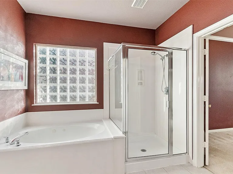 4302 Countryoaks Ct — Photo 16
