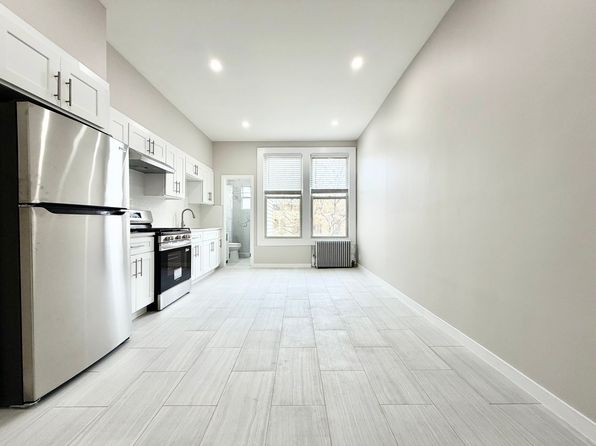 1916 Bleecker St #2R