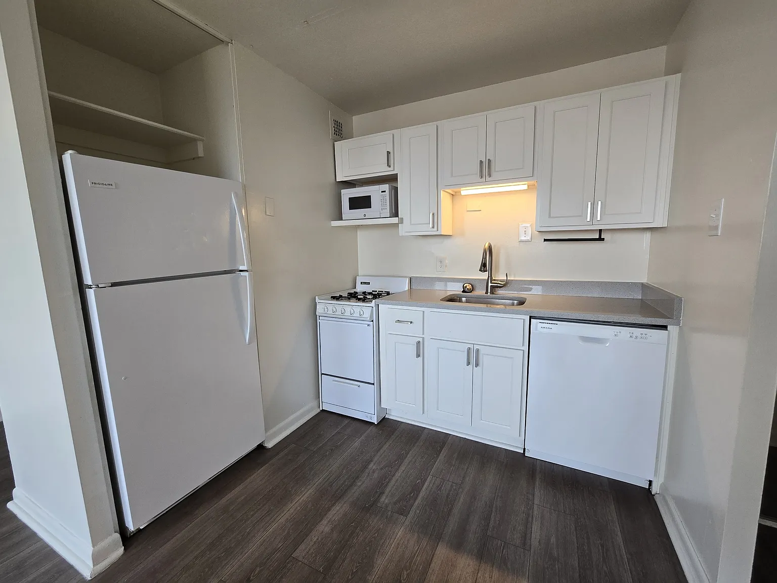 1 bed, 1250 sqft, $1,095 — Photo 4