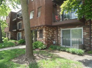 11760 Ridgeland Ave #6D, Worth, IL 60482